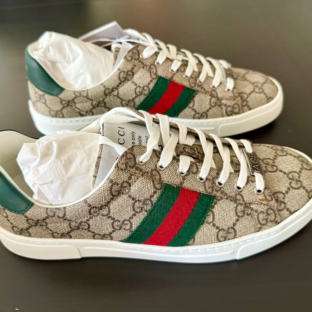 Gucci Tan Sneakers with Signature Style